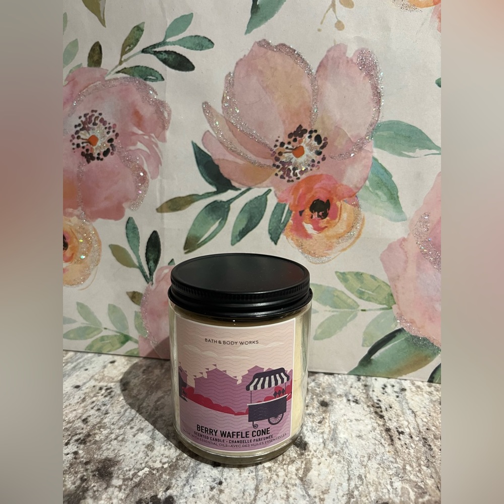 1 wick candle 💝